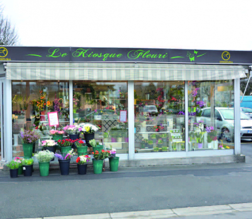 Le kiosque fleuri